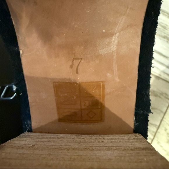 Madewell Bryce Suede Chelsea Boot - black - Picture 7 of 7